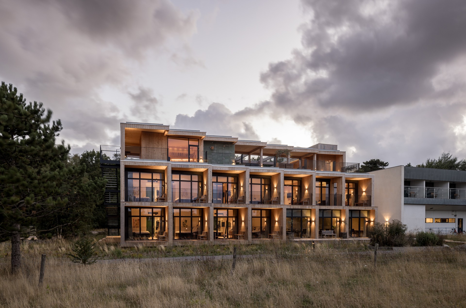 Hotel ved skumringstid
