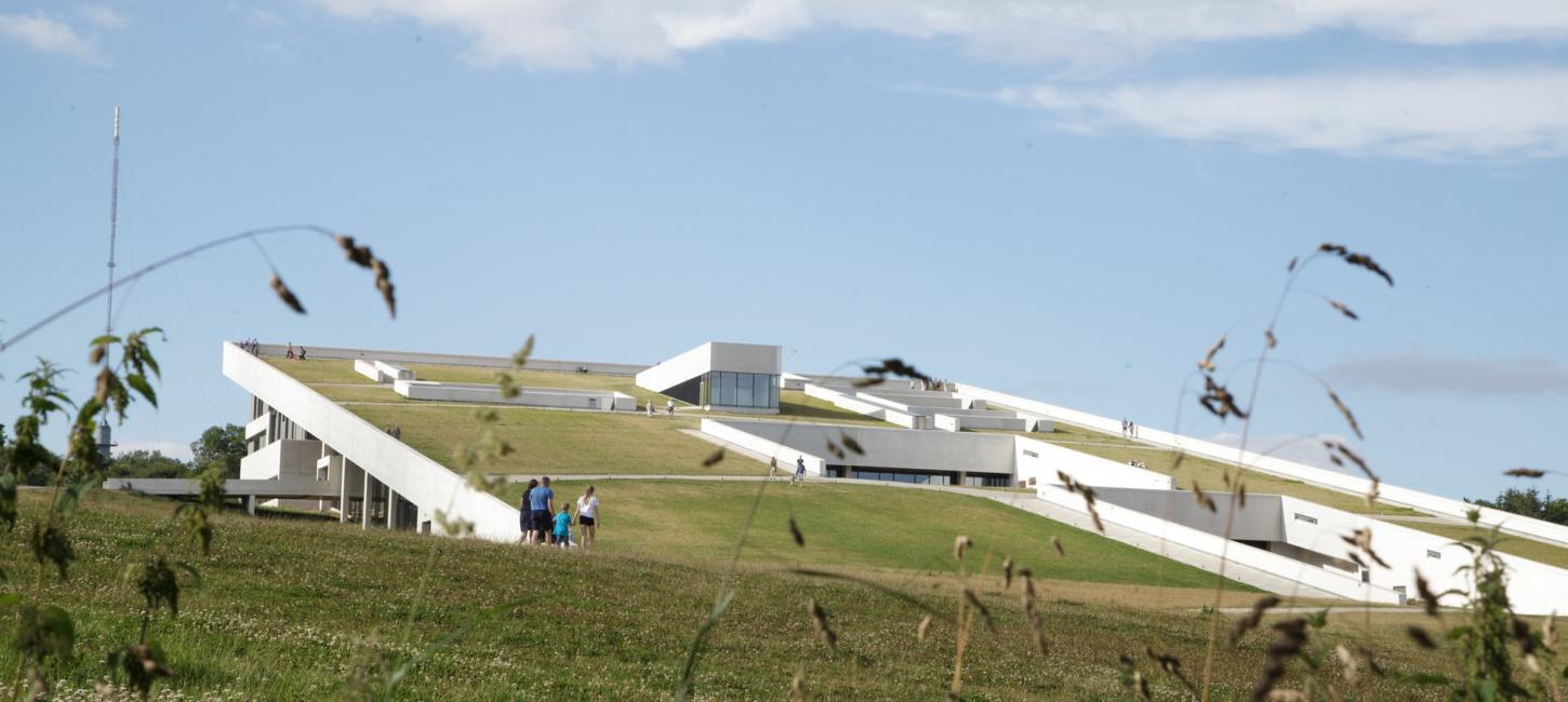 Billede Moesgaard Museum på en forårsdag